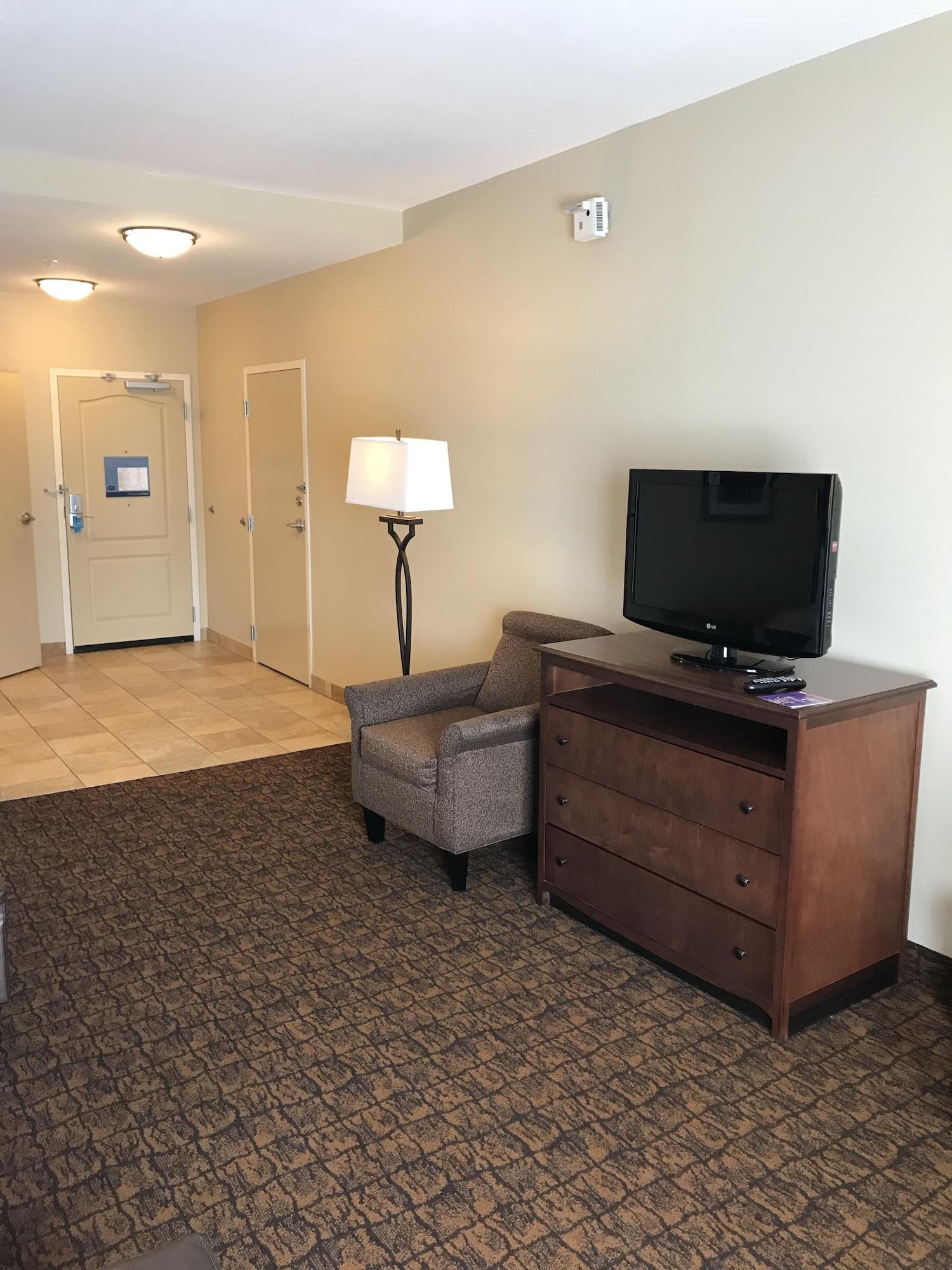 Hotel Hampton & 3*