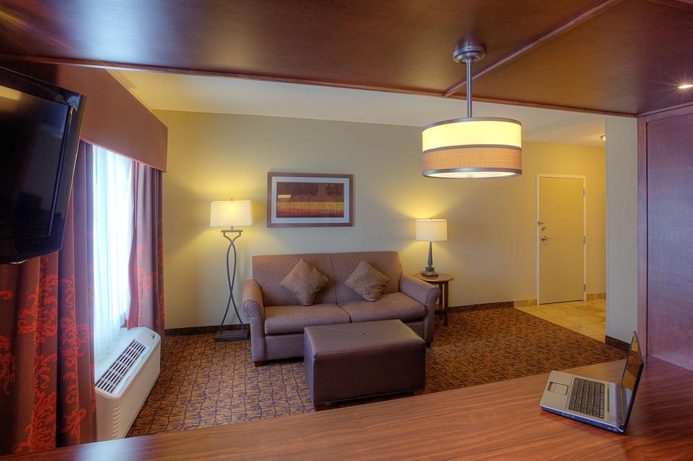 Hotel Hampton & 3*